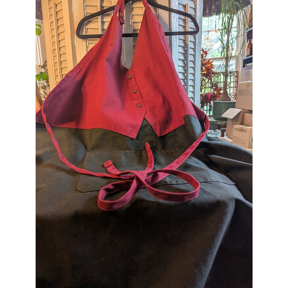 Tuxedo style apron with halter neck from Fame Fabrics